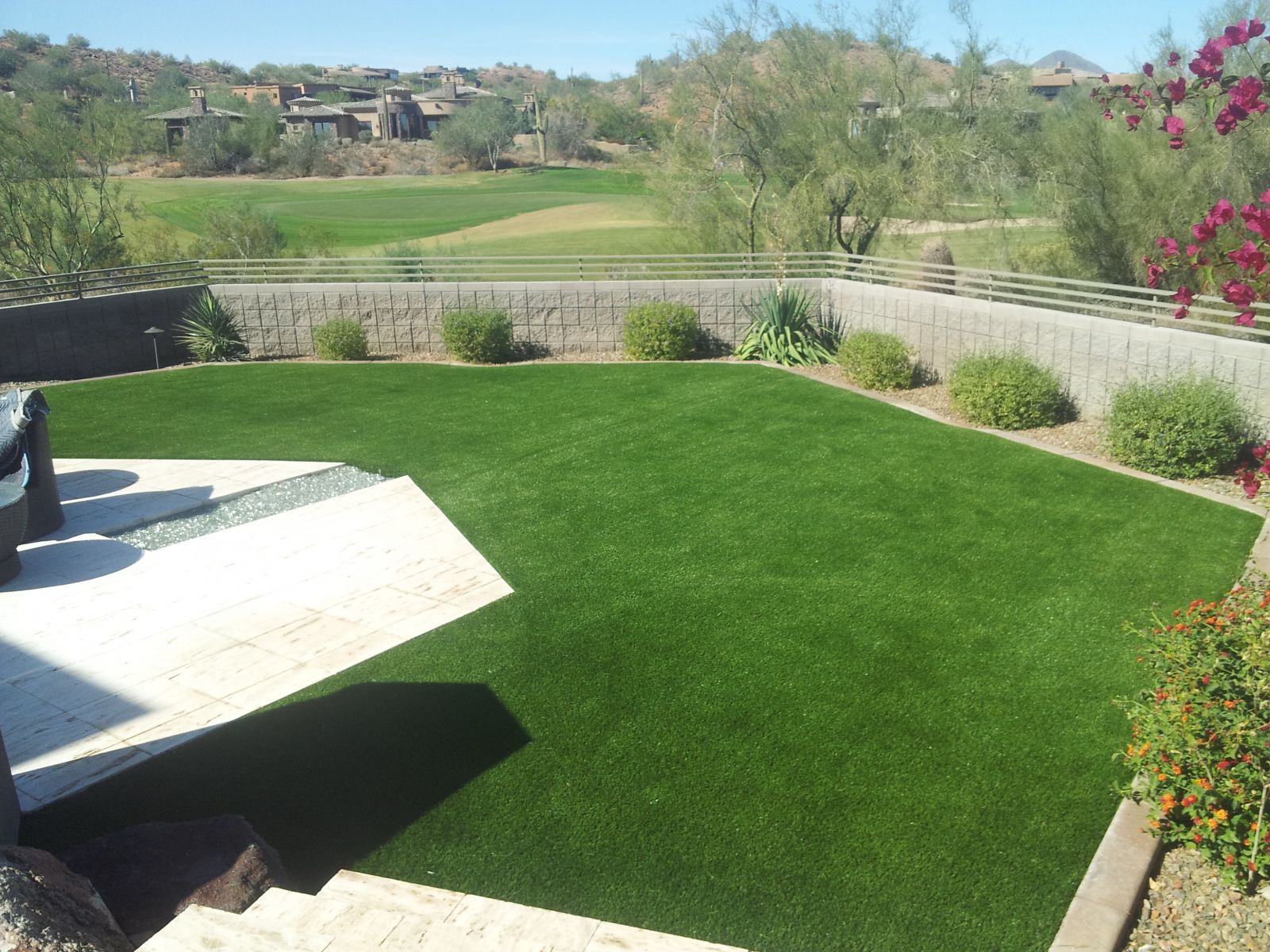 Gilbert Artificial Turf. Fix Water Drainage With Fake Grass